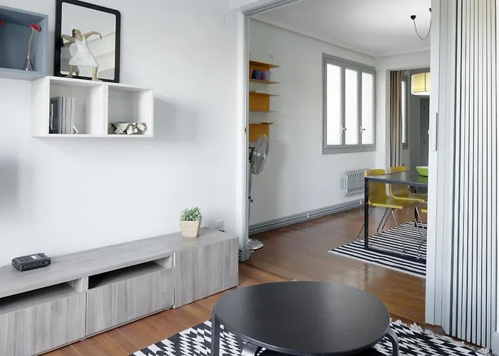 Marrubi - Basque Apartment *